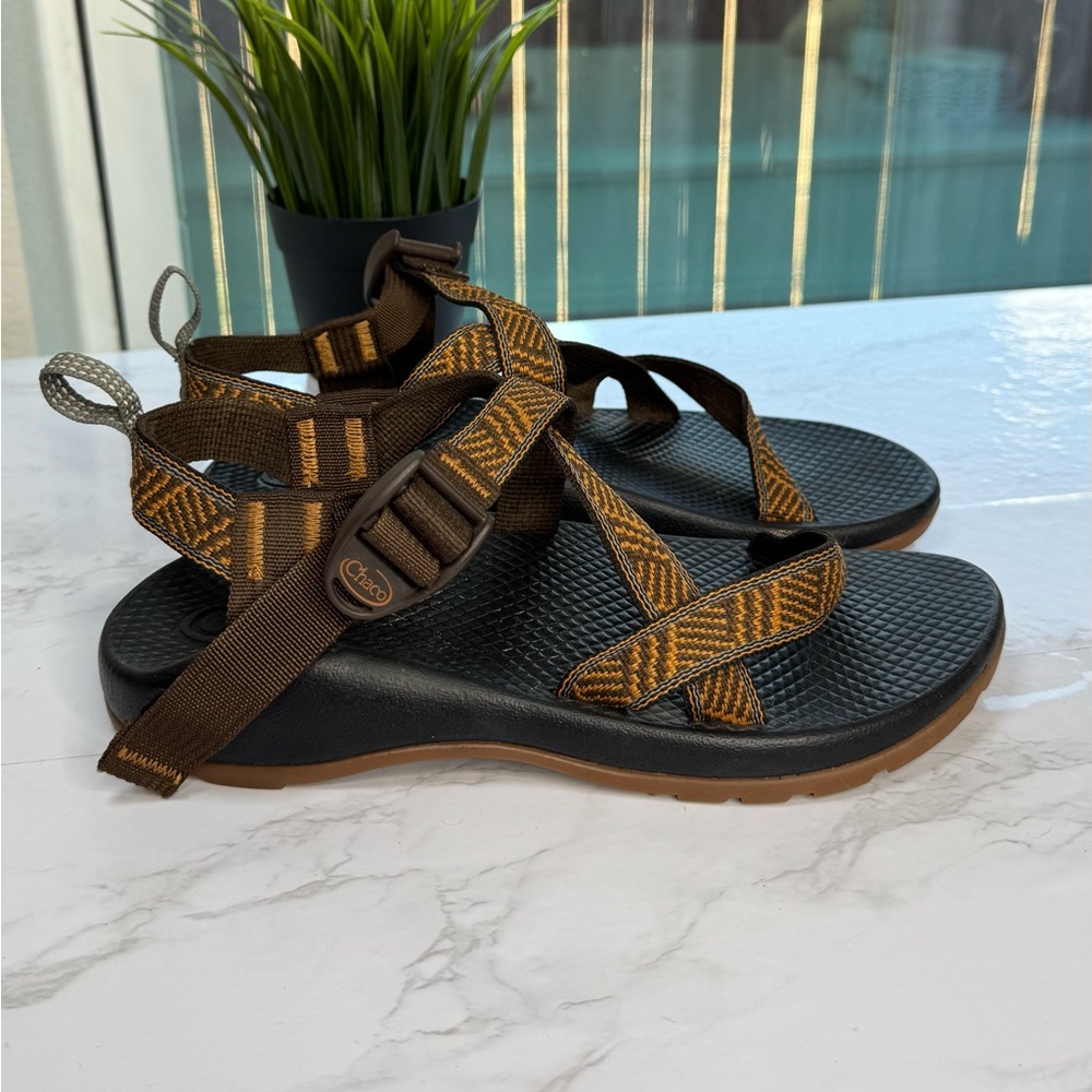 Chaco Z/1 Classic Sandals Women’s Size 4 Brown Orange Adjustable Hiking Trail Sh